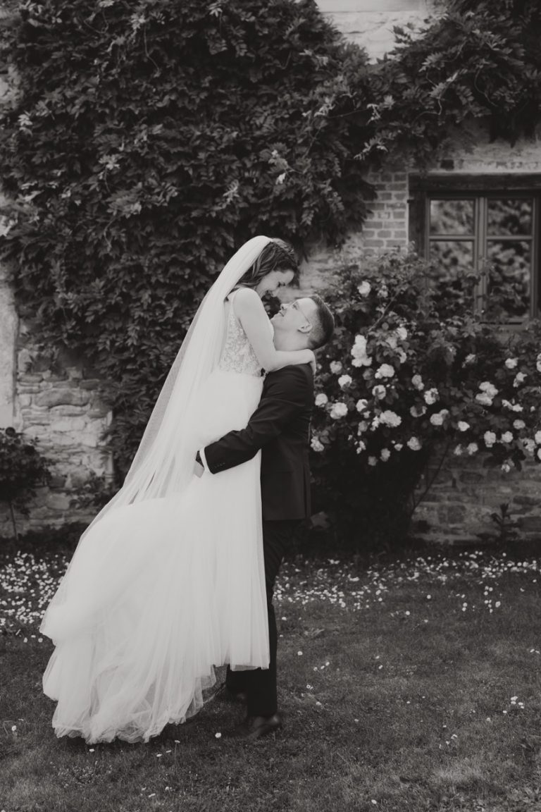 Romantische Hochzeit auf der Burg Wanzleben
